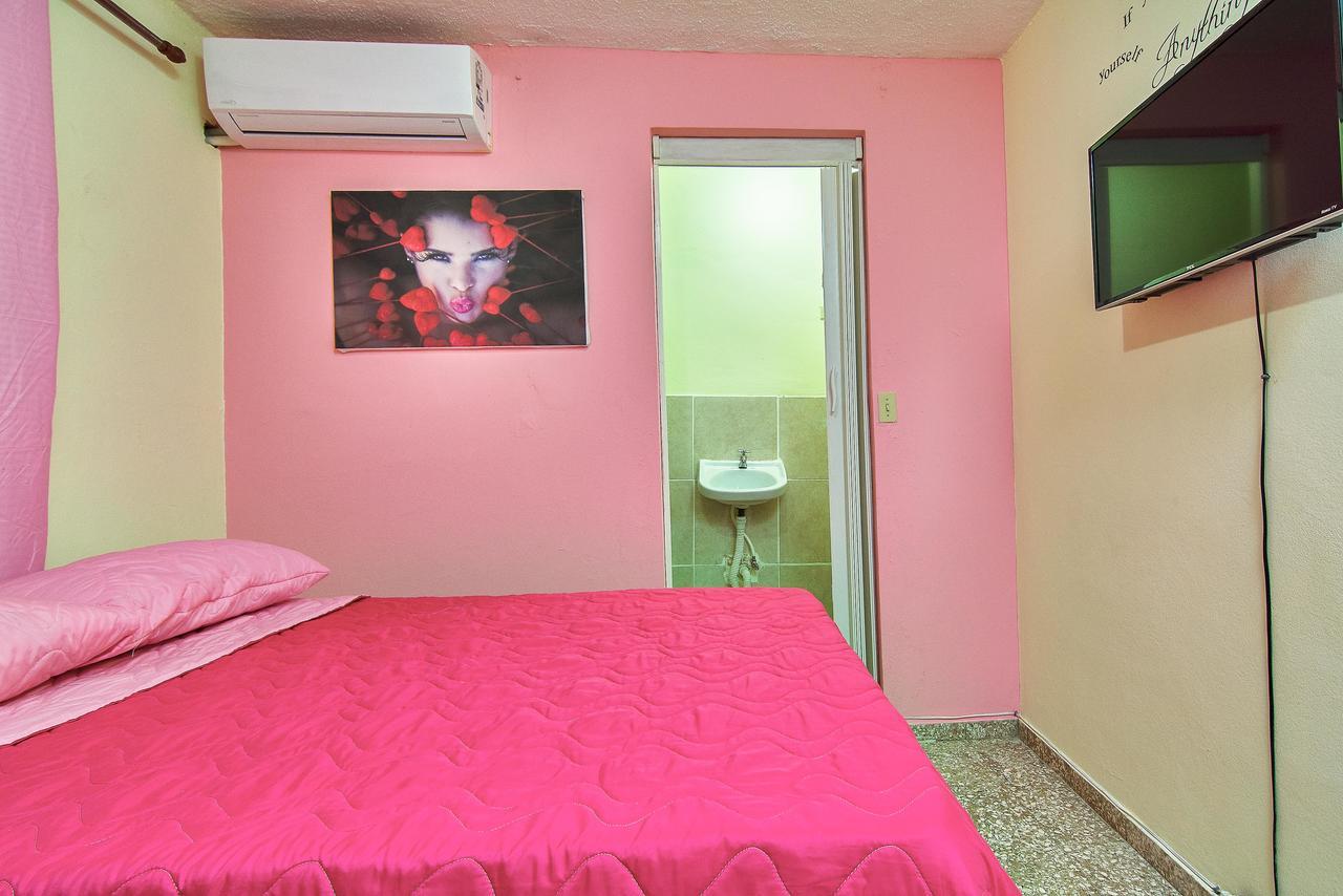 Queen Of Hearts Apartahotel Santo Domingo Esterno foto