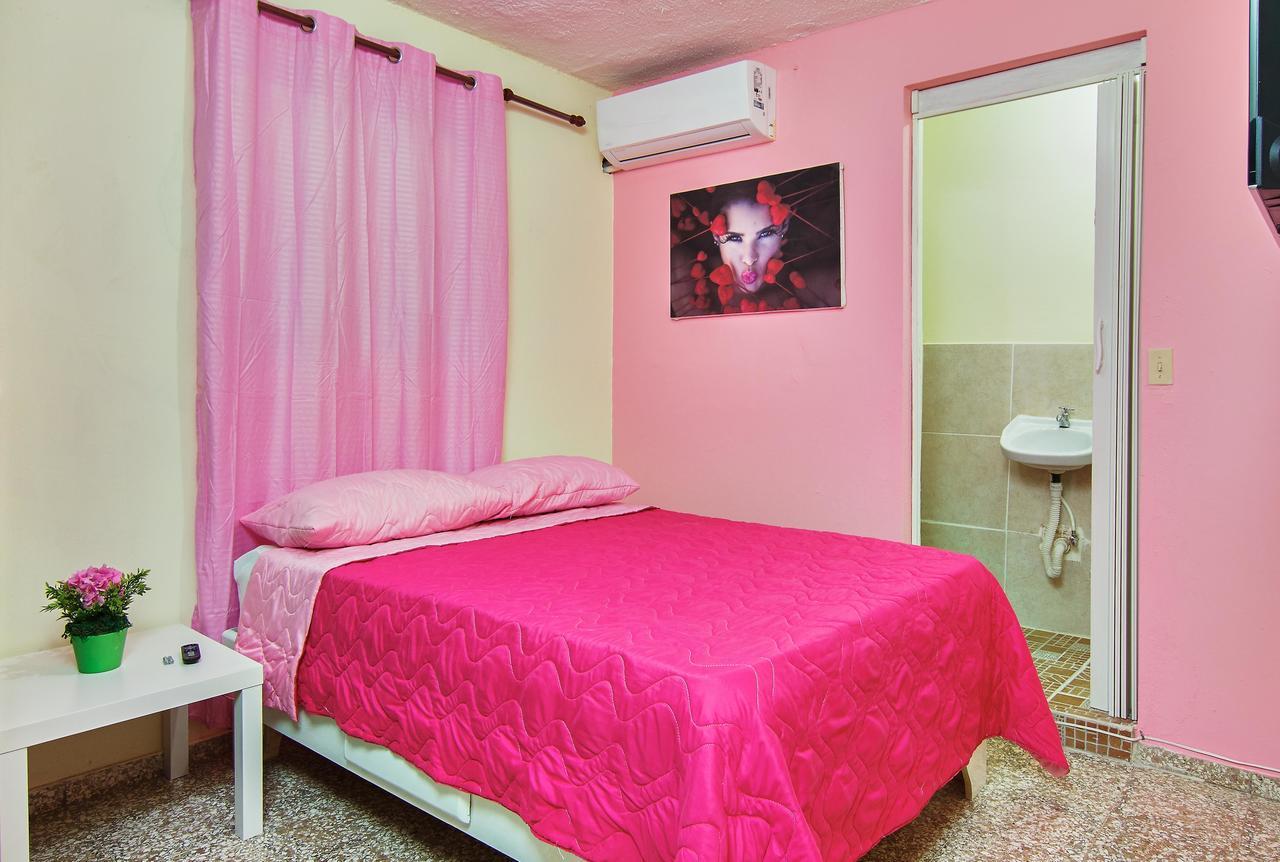 Queen Of Hearts Apartahotel Santo Domingo Esterno foto