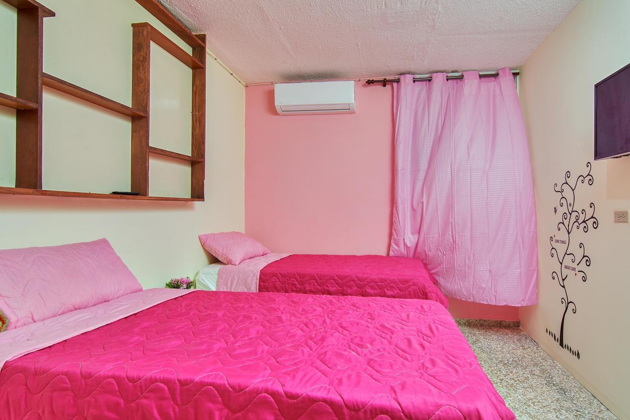 Queen Of Hearts Apartahotel Santo Domingo Esterno foto